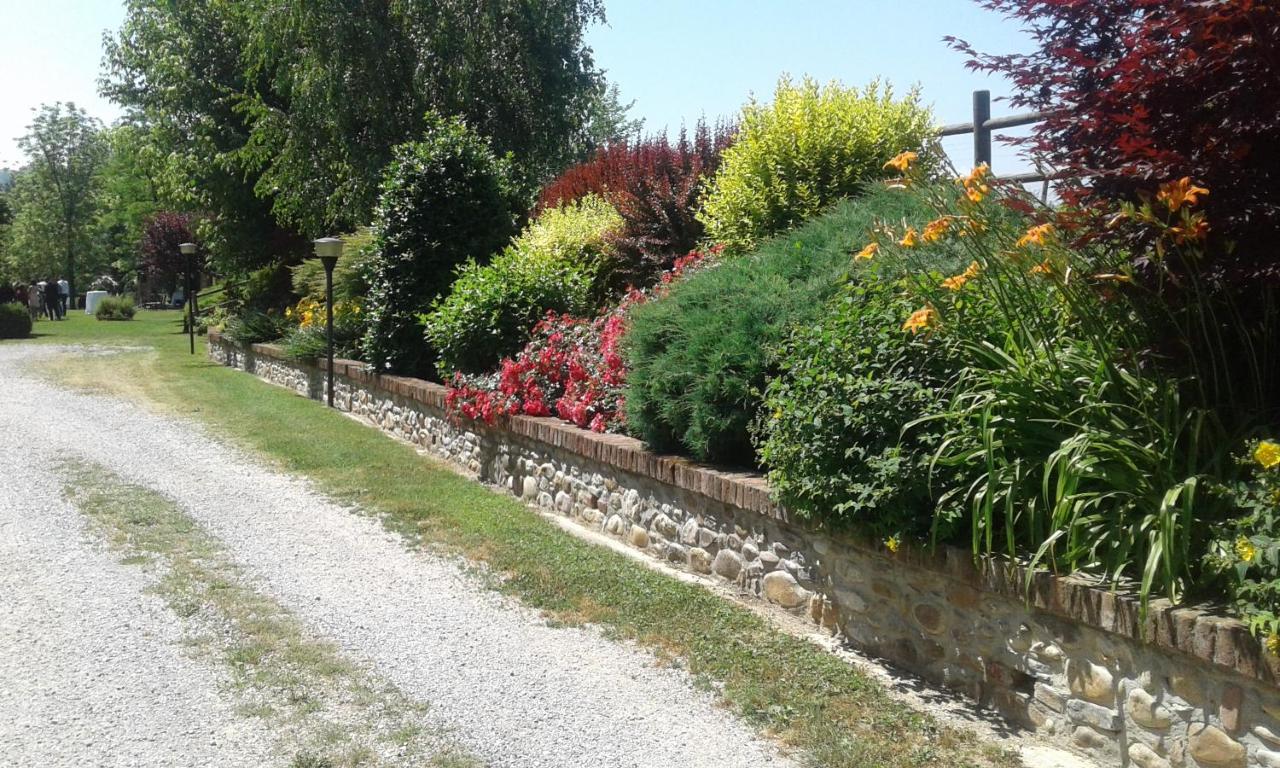 Cascina Stralla Farigliano Exterior foto