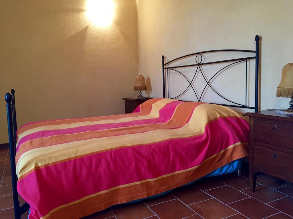 Cascina Stralla Farigliano Quarto foto