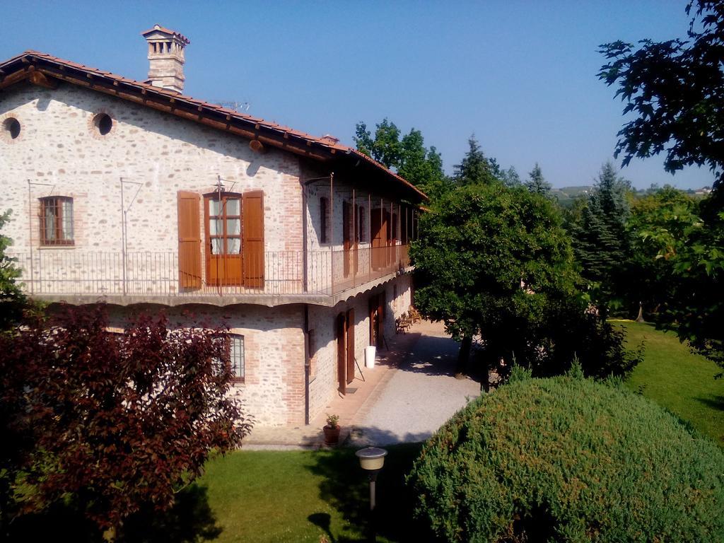Cascina Stralla Farigliano Exterior foto