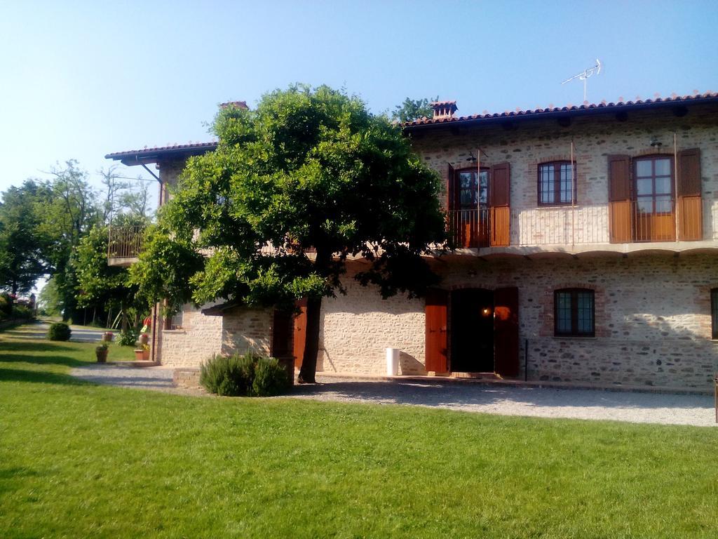 Cascina Stralla Farigliano Exterior foto